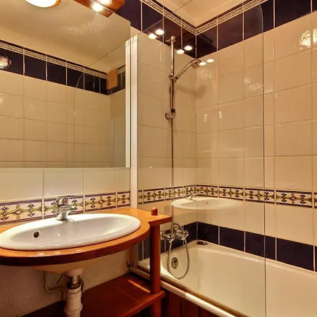 2p 5 Pers, Vue Mont-blanc, Proche Pistes - Fr-1-455-16 *